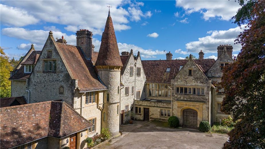 3 bedroom flat, Hawkley Hurst, Liss GU33 - Sold STC