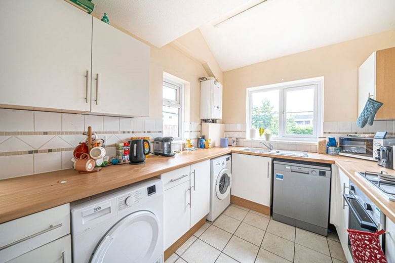 2 bedroom house, Romsey Road, Winchester SO22 - Available