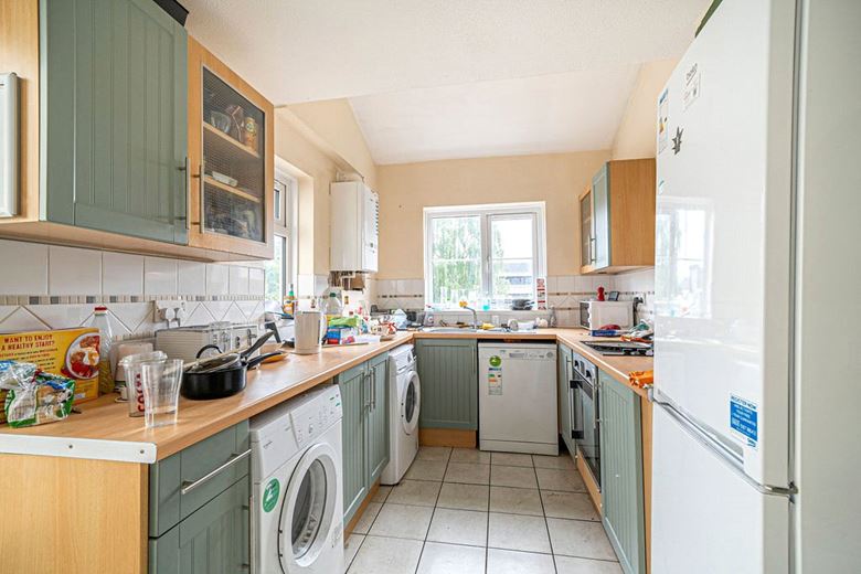 2 bedroom house, Romsey Road, Winchester SO22 - Available