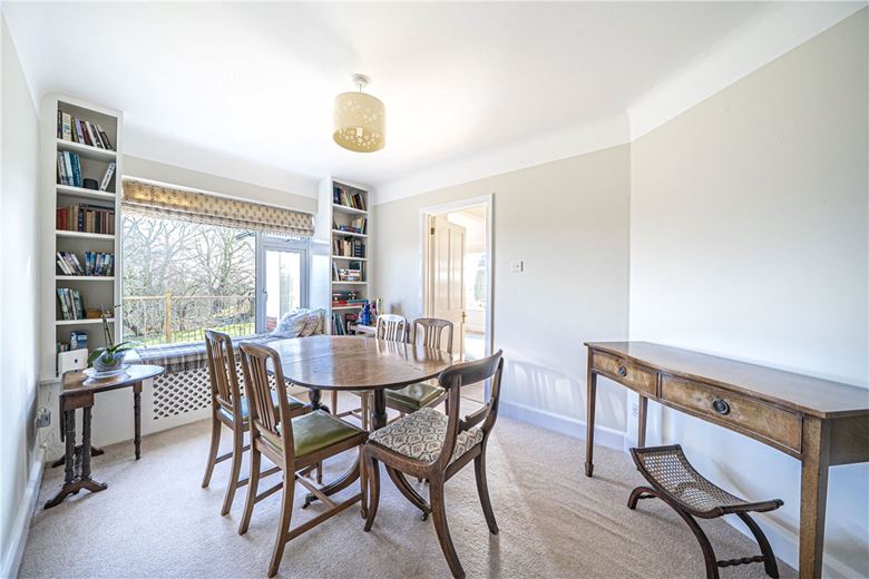 4 bedroom house, Stoke Charity Road, Kings Worthy SO21 - Available