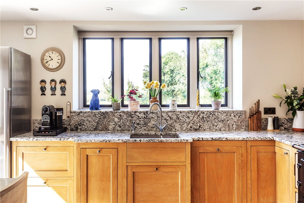 4 bedroom house, Woodlands, Bramdean SO24 - Available