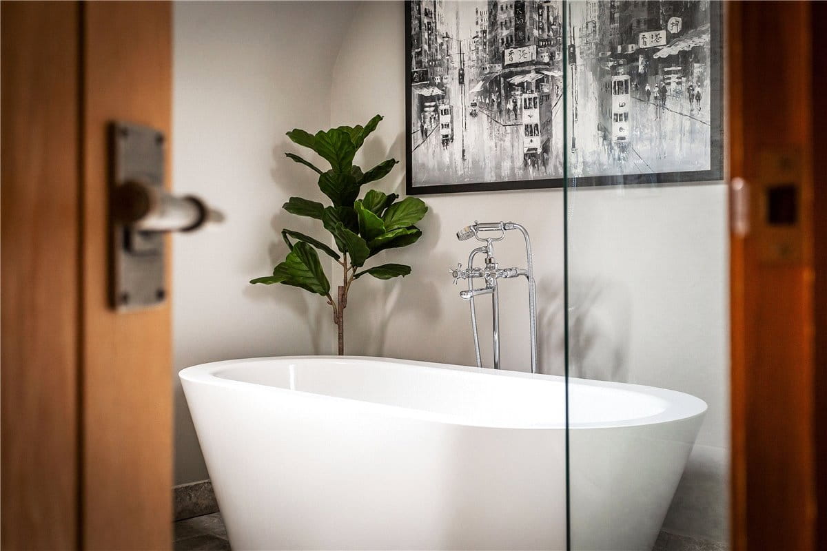 4 bedroom house, Woodlands, Bramdean SO24 - Available