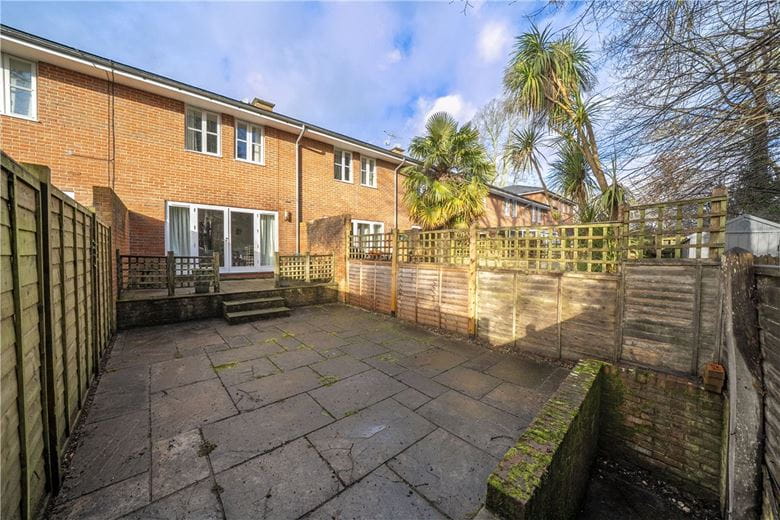 2 bedroom house, Grange Close, Winchester SO23 - Sold STC