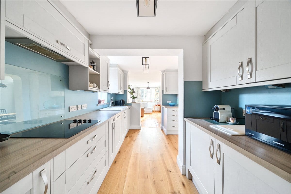 3 bedroom house, East Street, Hambledon PO7 - Sold