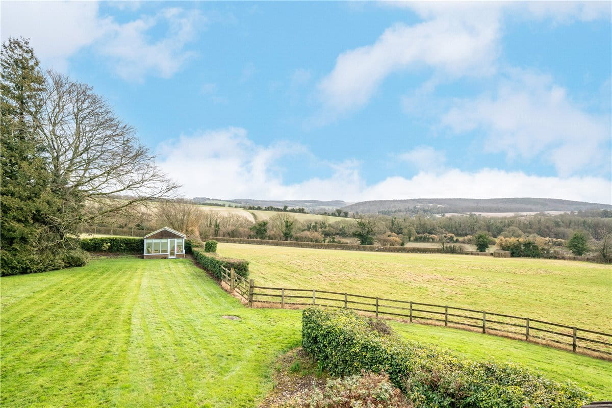 3 bedroom house, West Meon, Petersfield GU32 - Sold