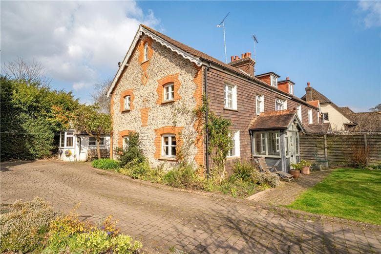 5 bedroom house, West Meon, Petersfield GU32 - Available