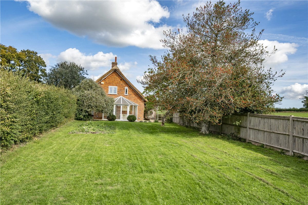 4 bedroom house, Clanville, Andover SP11 - Available