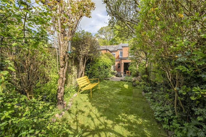 2 bedroom house, Edward Terrace, Sun Lane SO24 - Available
