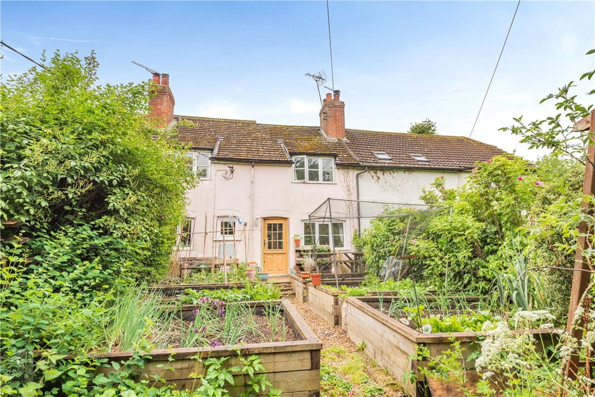 2 bedroom house, Crawley, Winchester SO21 - Sold