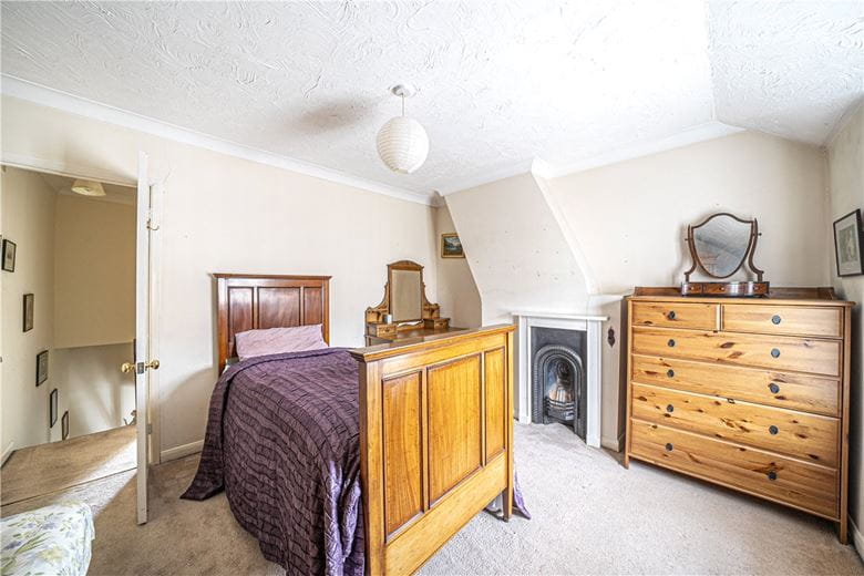 2 bedroom house, Hyde Close, Winchester SO23 - Sold STC