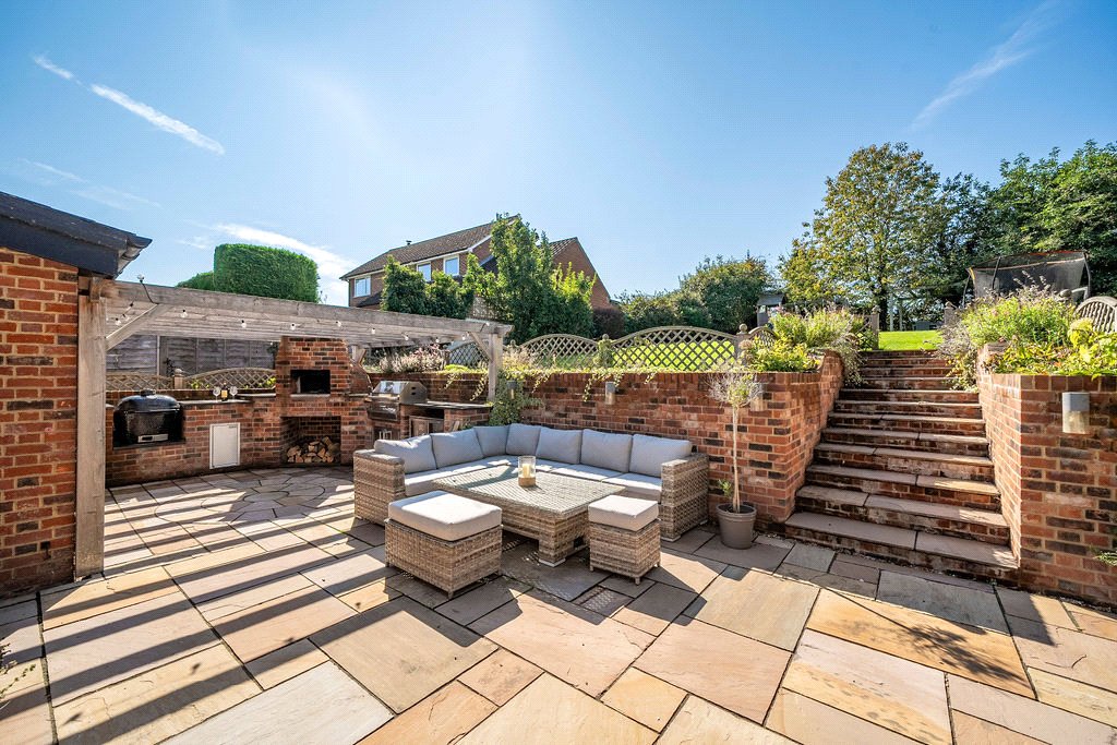 5 bedroom house, Hurstbourne Priors, Whitchurch RG28 - Available