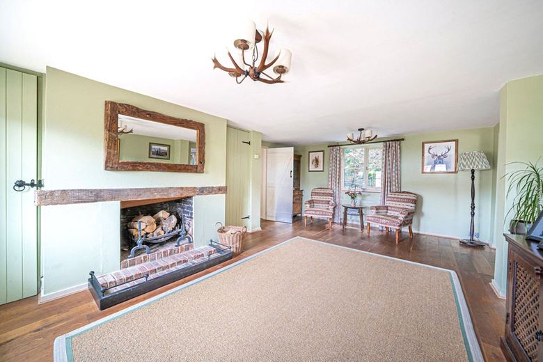 5 bedroom house, Hurstbourne Priors, Whitchurch RG28 - Available