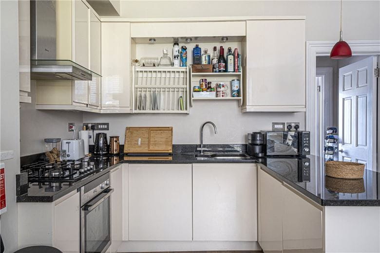 1 bedroom flat, St. Peter Street, Winchester SO23 - Available