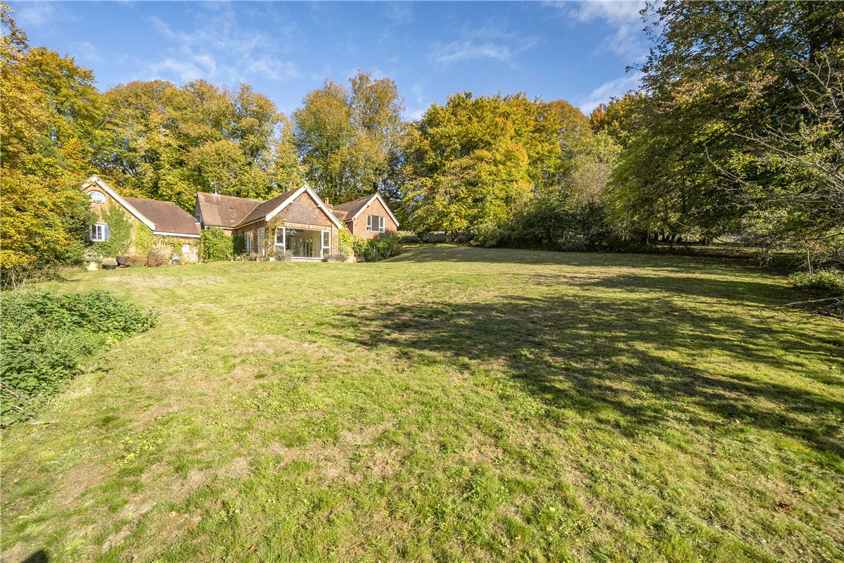 4 bedroom house, Leckford, Stockbridge SO20 - Available