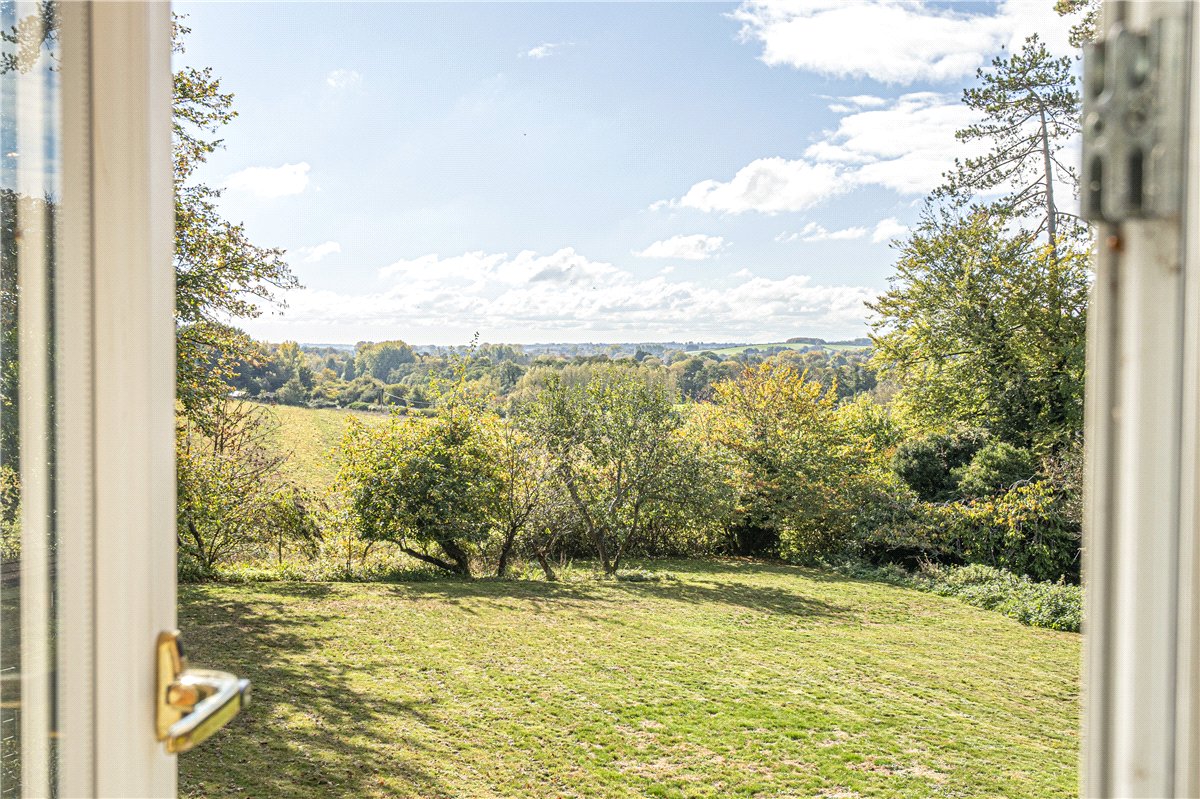 4 bedroom house, Leckford, Stockbridge SO20 - Available