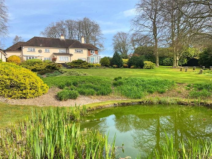 5 bedroom house, Lynch Hill Park, Whitchurch RG28 - Sold STC