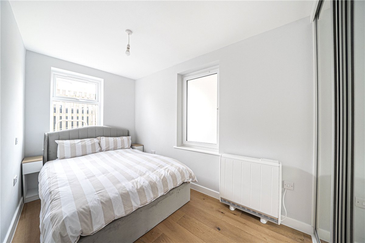 1 bedroom flat, Stockbridge Road, Winchester SO22 - Available