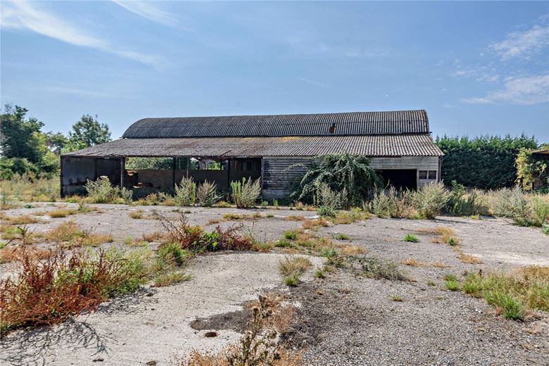 22.4 acres Land, Buscot Road, Bradfield Southend RG7 - Sold STC