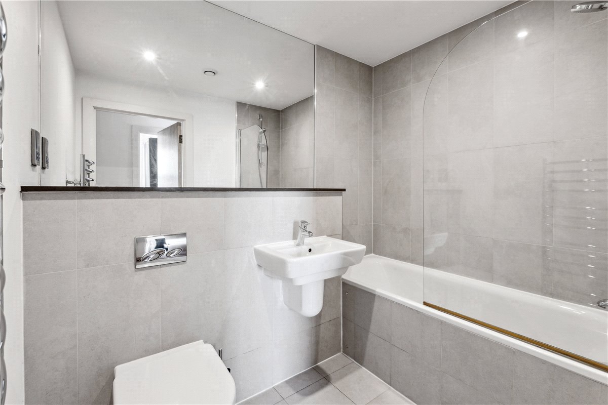 2 bedroom flat, Cornell Square, Nine Elms SW8 - Sold