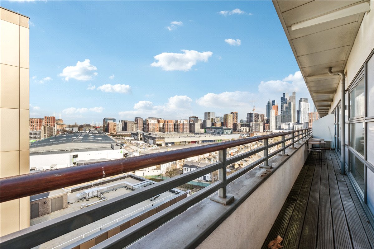 2 bedroom flat, Cornell Square, Nine Elms SW8 - Sold