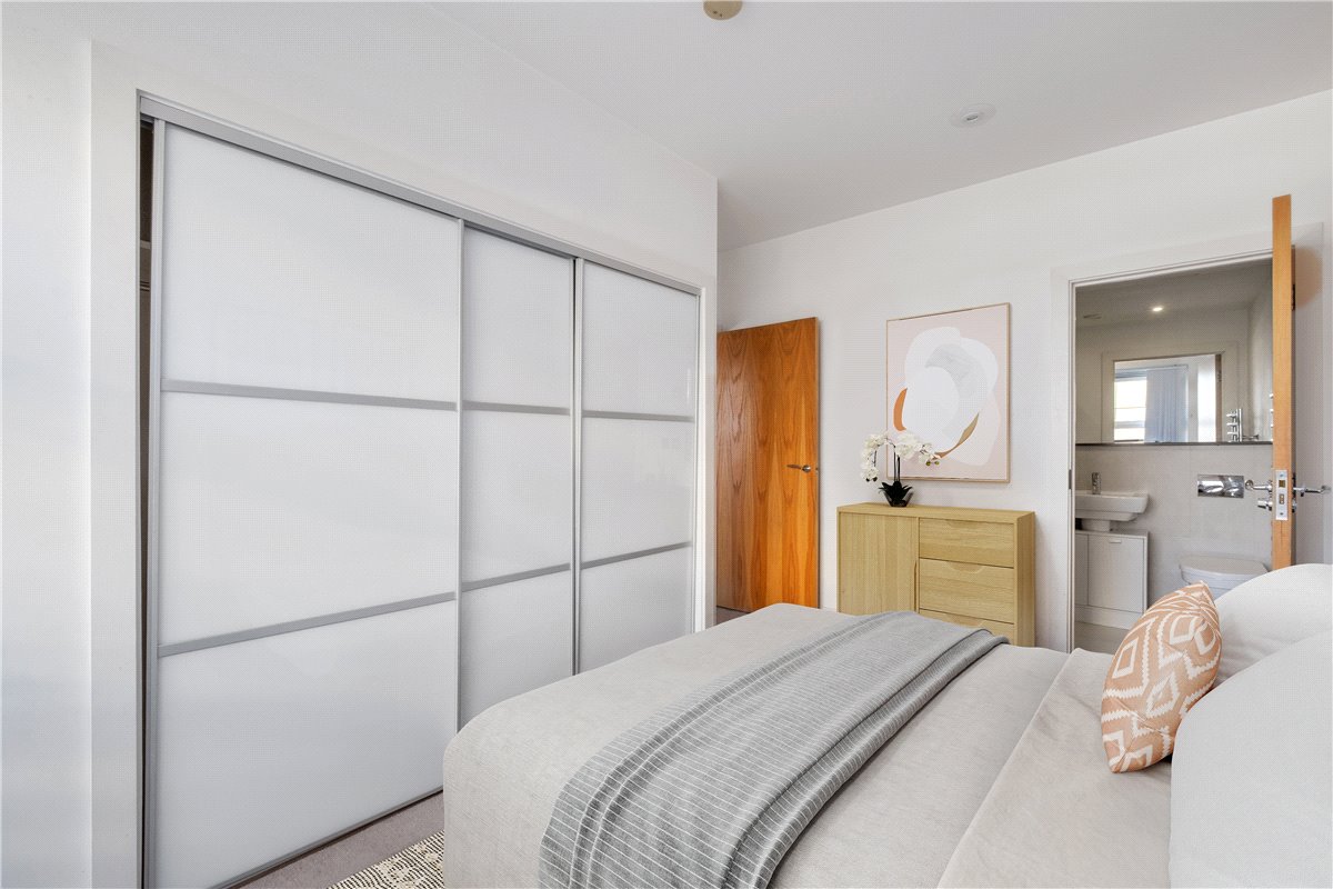 2 bedroom flat, Cornell Square, Nine Elms SW8 - Sold