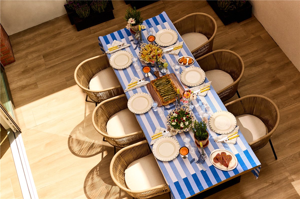 4 bedroom house, London Square Wandsworth Common, Springfield Drive SW17 - Available