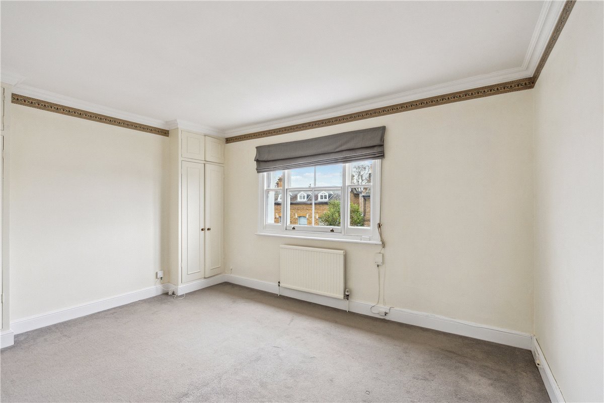 1 bedroom flat, Brodrick Road, Wandsworth Common SW17 - Sold