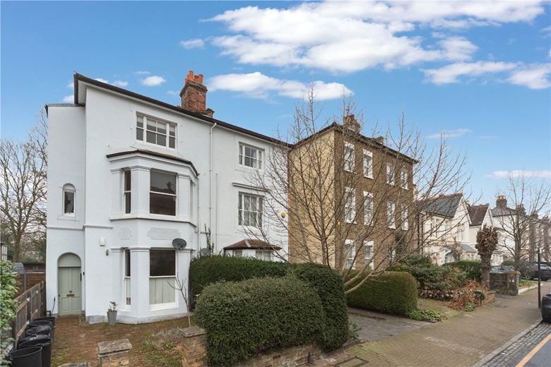 1 bedroom flat, Brodrick Road, Wandsworth Common SW17 - Sold
