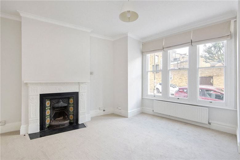 2 bedroom maisonette, Beira Street, Balham/Clapham South SW12 - Sold