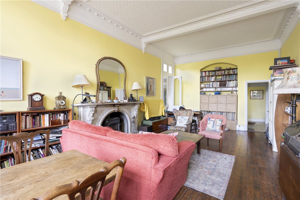 2 bedroom flat, Trinity Fields, Wandsworth Common SW17 - Sold STC