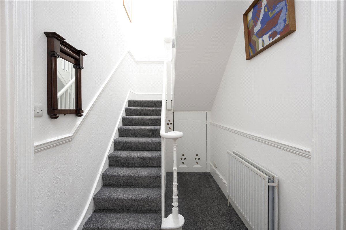 3 bedroom house, Bellevue Village, Wandsworth Common SW17 - Available