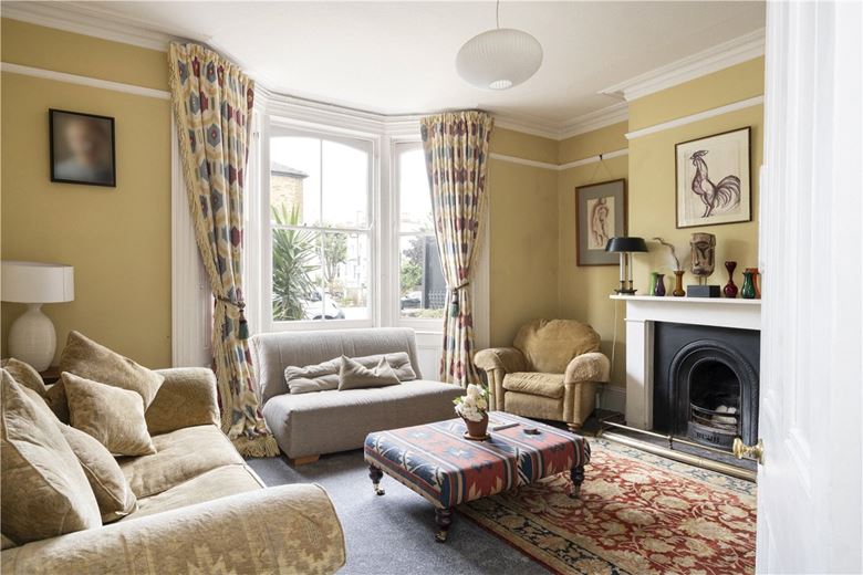 3 bedroom house, Bellevue Village, Wandsworth Common SW17 - Available