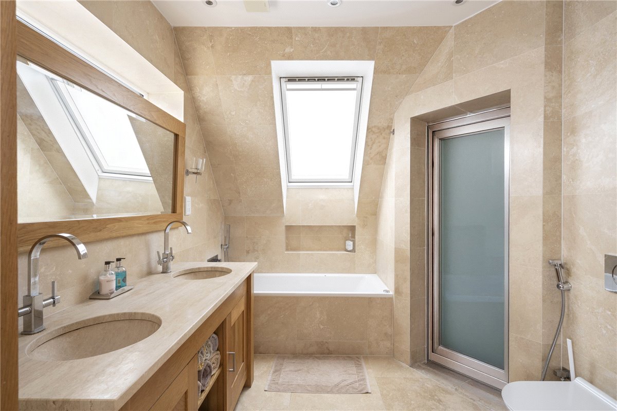 5 bedroom house, Wandsworth, London SW17 - Sold STC