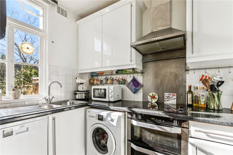 2 bedroom house, Smallwood Road, London SW17 - Sold STC
