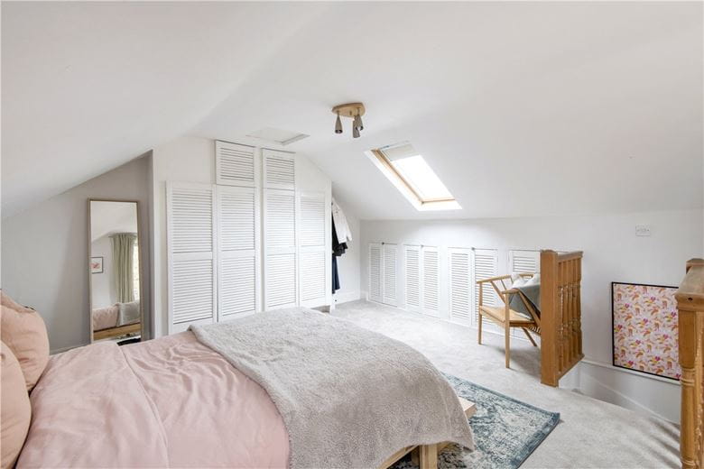 2 bedroom flat, Althorp Road, Wandsworth Common SW17 - Available