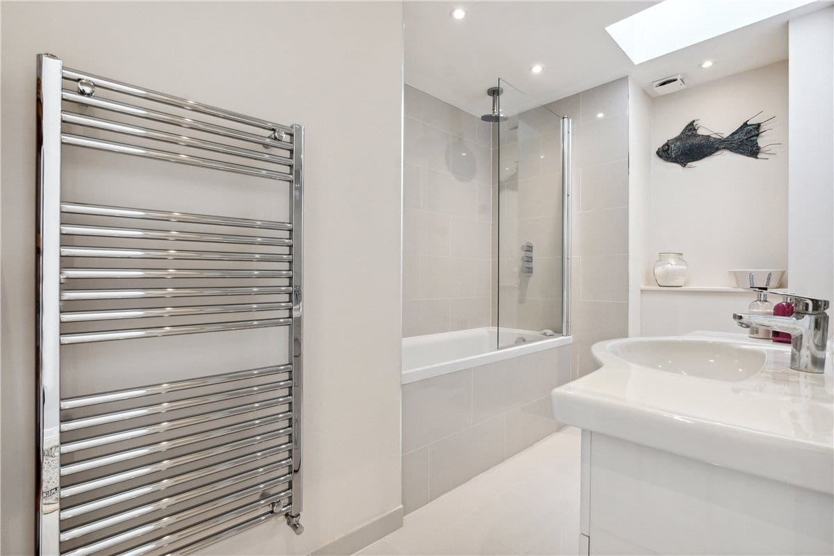 4 bedroom house, Ellerton Road, London SW18 - Sold