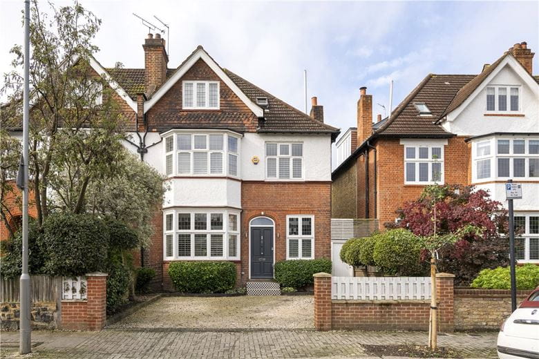 5 bedroom house, Lyford Road, London SW18 - Available