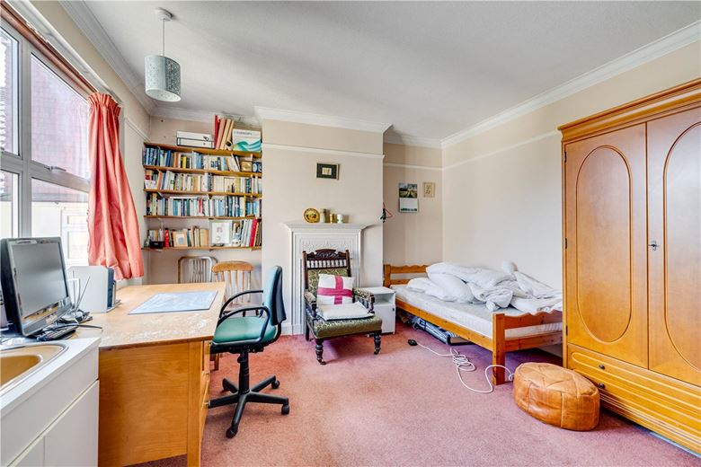 4 bedroom house, Frewin Road, London SW18 - Sold