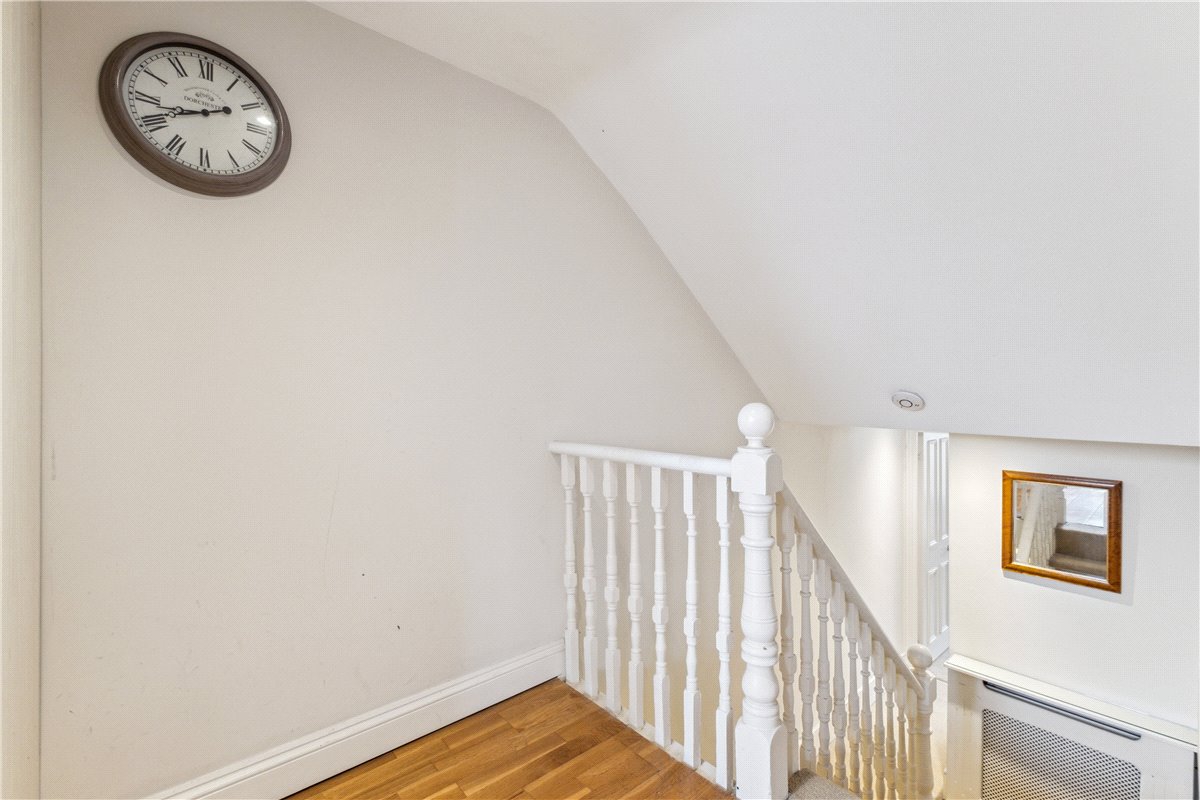 2 bedroom flat, Geraldine Road, London SW18 - Sold