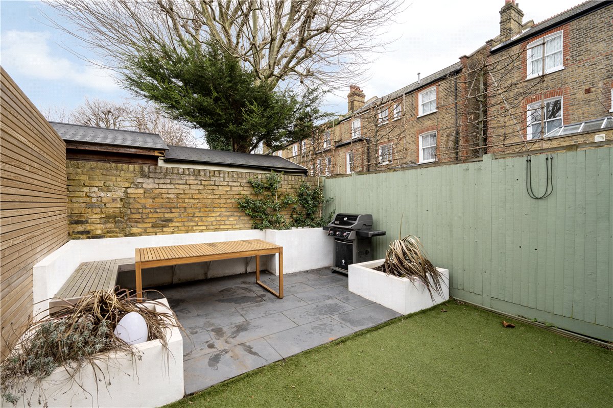 4 bedroom house, Beechcroft Road, London SW17 - Sold