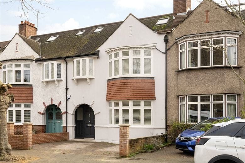 5 bedroom house, Magdalen Road, London SW18 - Available