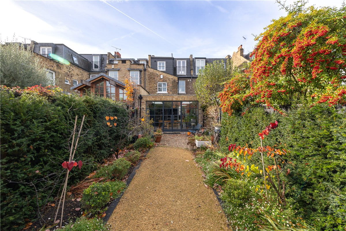 4 bedroom house, Althorp Road, Bellevue Village SW17 - Sold STC