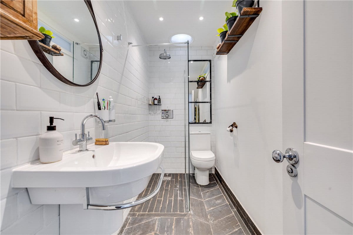 4 bedroom house, Althorp Road, Bellevue Village SW17 - Sold STC