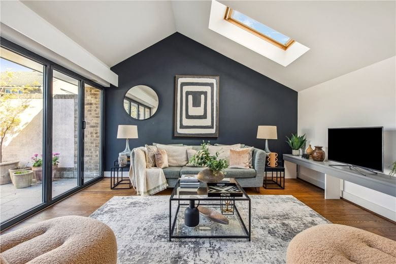 1 bedroom house, St. Anthony's Close, College Gardens SW17 - Sold STC