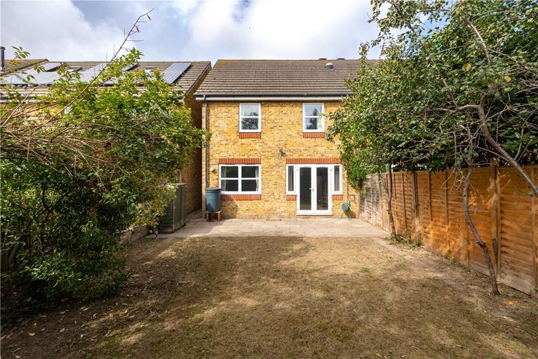 3 bedroom house, Victoria Mews, Earlsfield SW18 - Sold STC