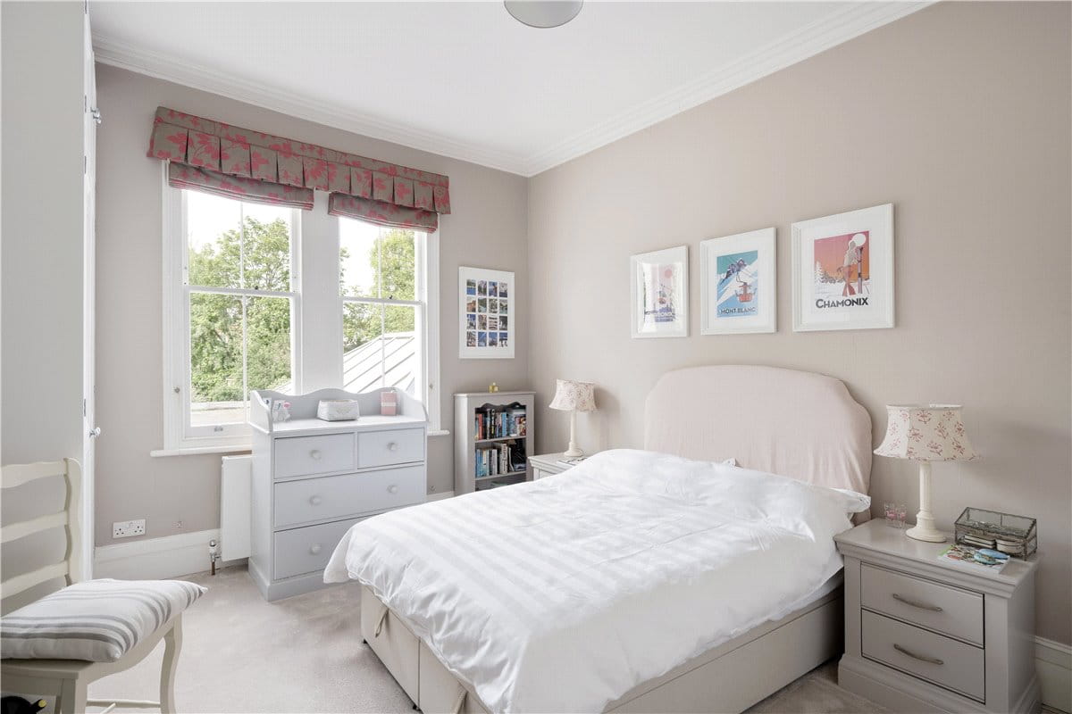 6 bedroom house, Trinity Road, London SW18 - Sold