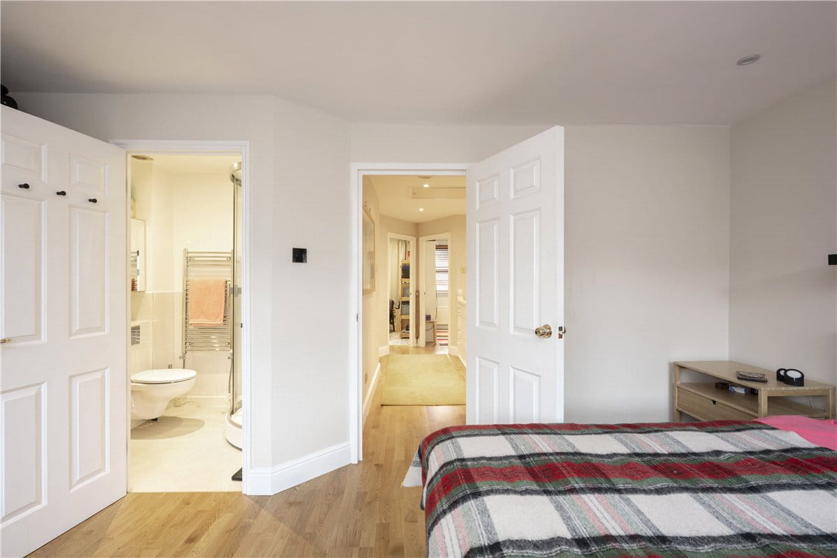 5 bedroom house, Elderfield Place, Heritage Park/Tooting Bec SW17 - Sold