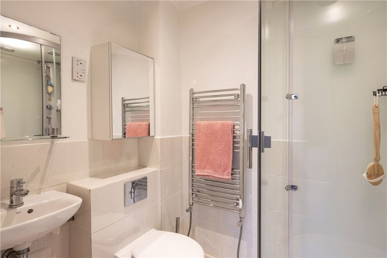 5 bedroom house, Elderfield Place, Heritage Park/Tooting Bec SW17 - Sold