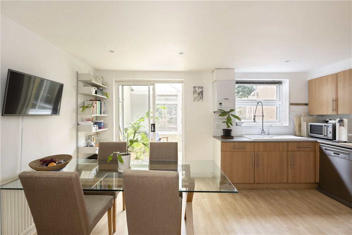 5 bedroom house, Elderfield Place, Heritage Park/Tooting Bec SW17 - Sold