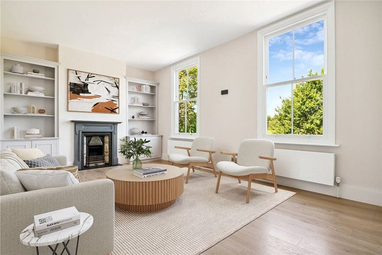 3 bedroom flat, Bellevue Road, London SW17 - Sold STC